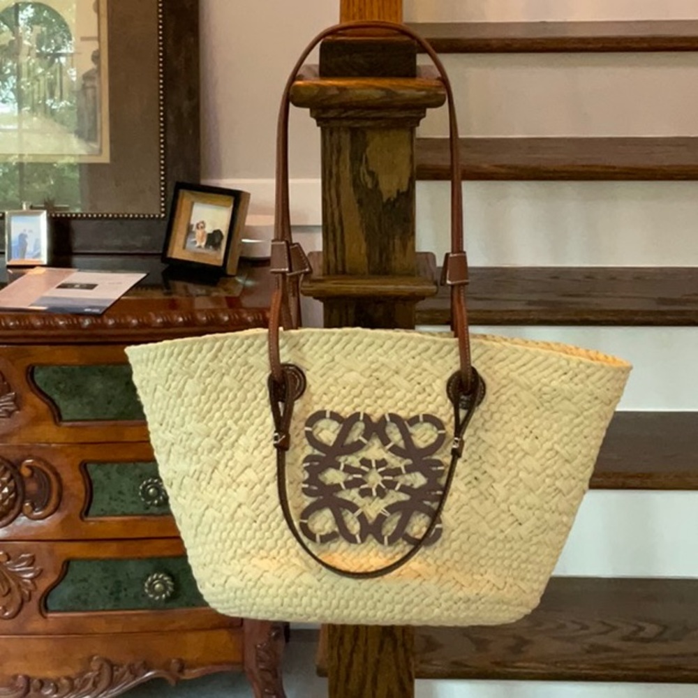 Straw Tote Bag 🏖️